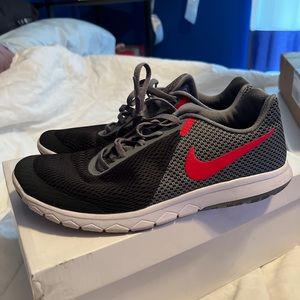 Nike Flex Experience RN 6 Mens Size 8.5 Shoes Gray Red Sneakers